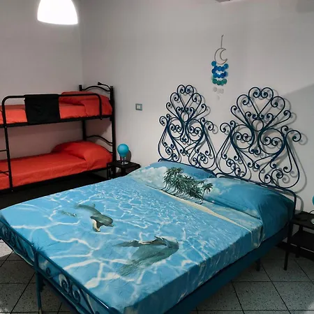 Pietra Di Mare, Porto Antico Janov