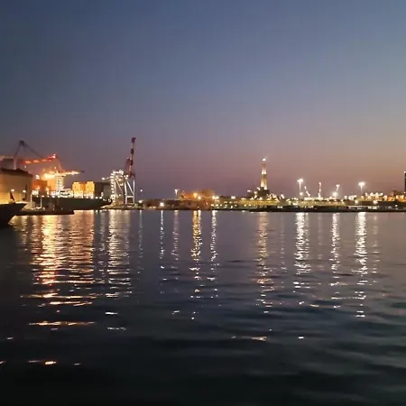 Pietra Di Mare, Porto Antico *