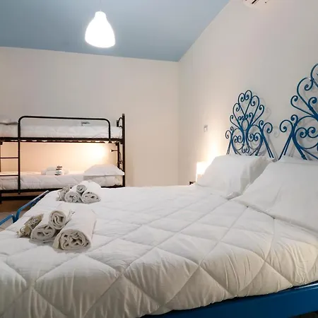 Апартаменты Pietra Di Mare, Porto Antico Генуя